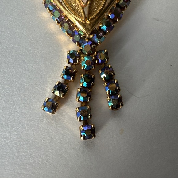 Gold Tone Pink Enamel Heart Drops Brooch Pin w/ Iridescent‎ Rhinestones Vintage - Picture 3 of 6